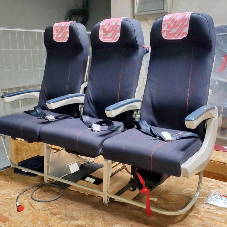 o240610_aircraft-seats_airbus-a320-family_b-e-aerospace_pinnacle-1014613-series-main