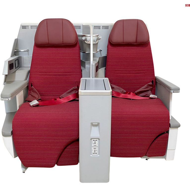 o220527_aircraft-seats_airbus-a330-a340-family_b-e-aerospace_hvh-diamond-minipod-1078001-main