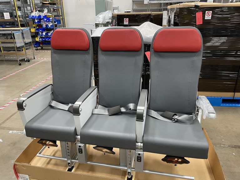 o240651_aircraft-seats_boeing-737-family_recaro_3530ay45-main