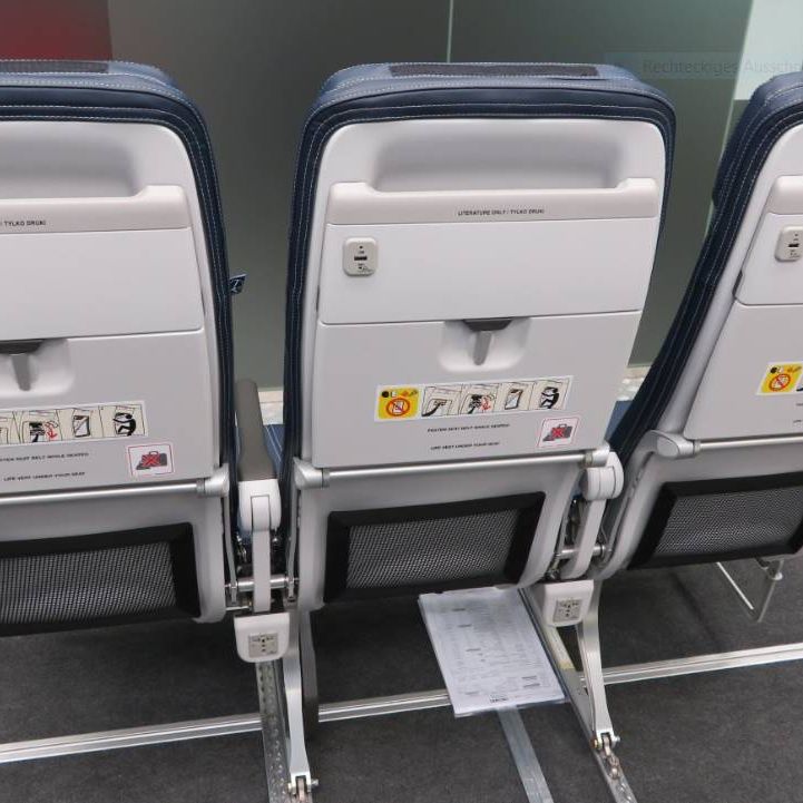 o240650_aircraft-seats_boeing-737-family_recaro_3710av48-main