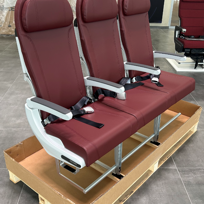 o240652_aircraft-seats_boeing-737-family_recaro_3530ay51-main